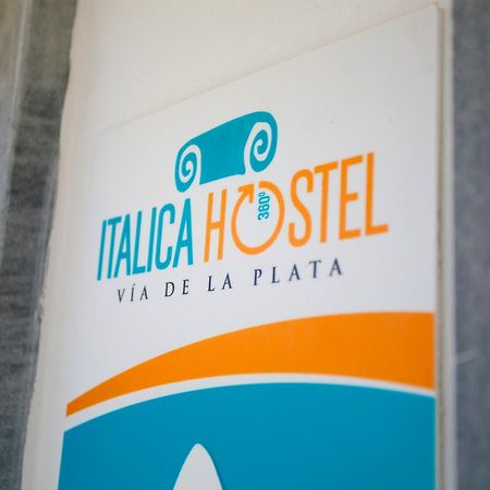 סנטיפונסה Italica Hostel מראה חיצוני תמונה