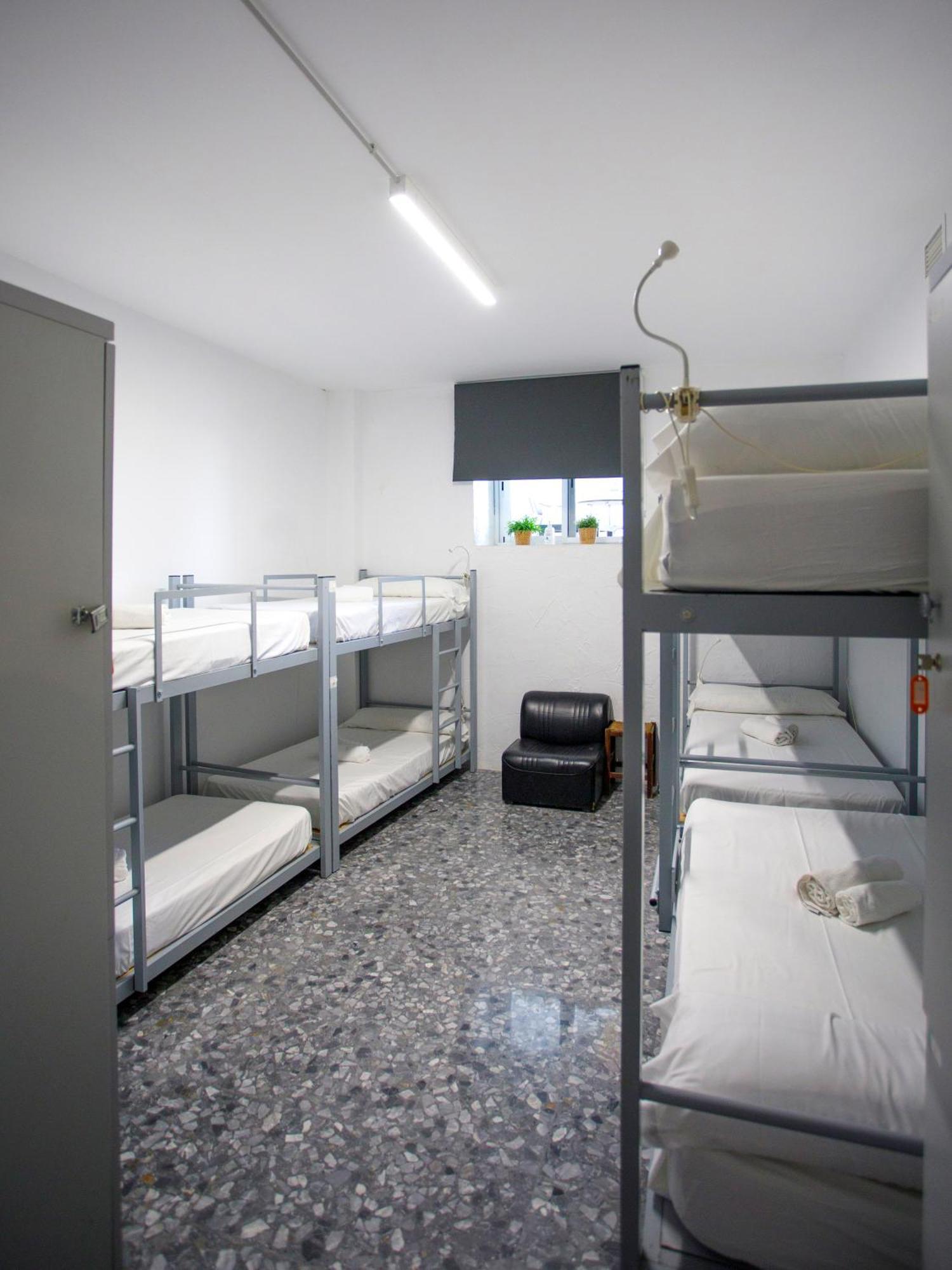 סנטיפונסה Italica Hostel מראה חיצוני תמונה
