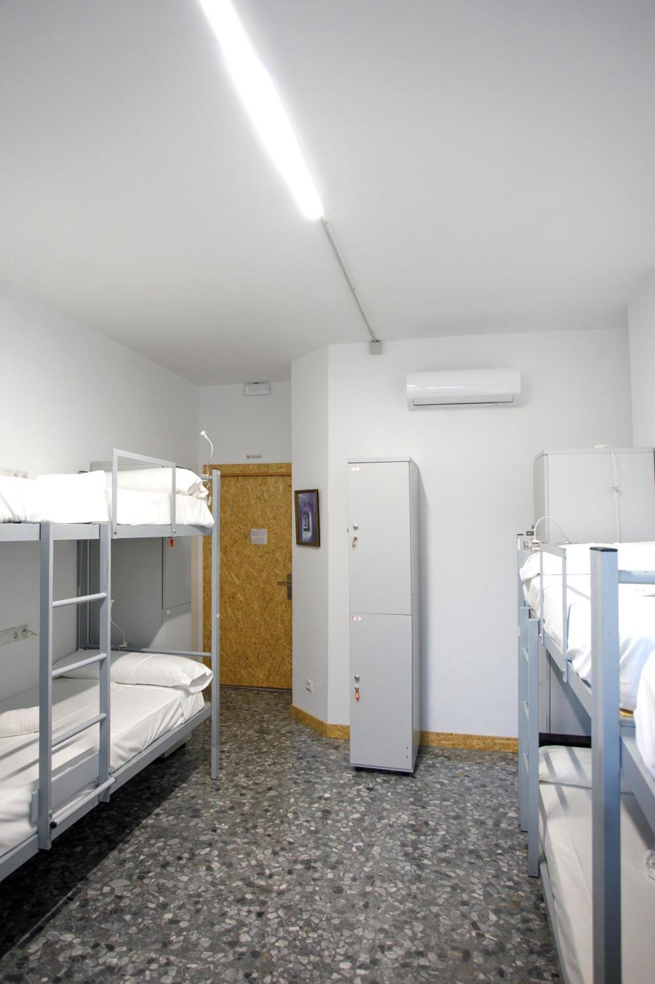 סנטיפונסה Italica Hostel מראה חיצוני תמונה